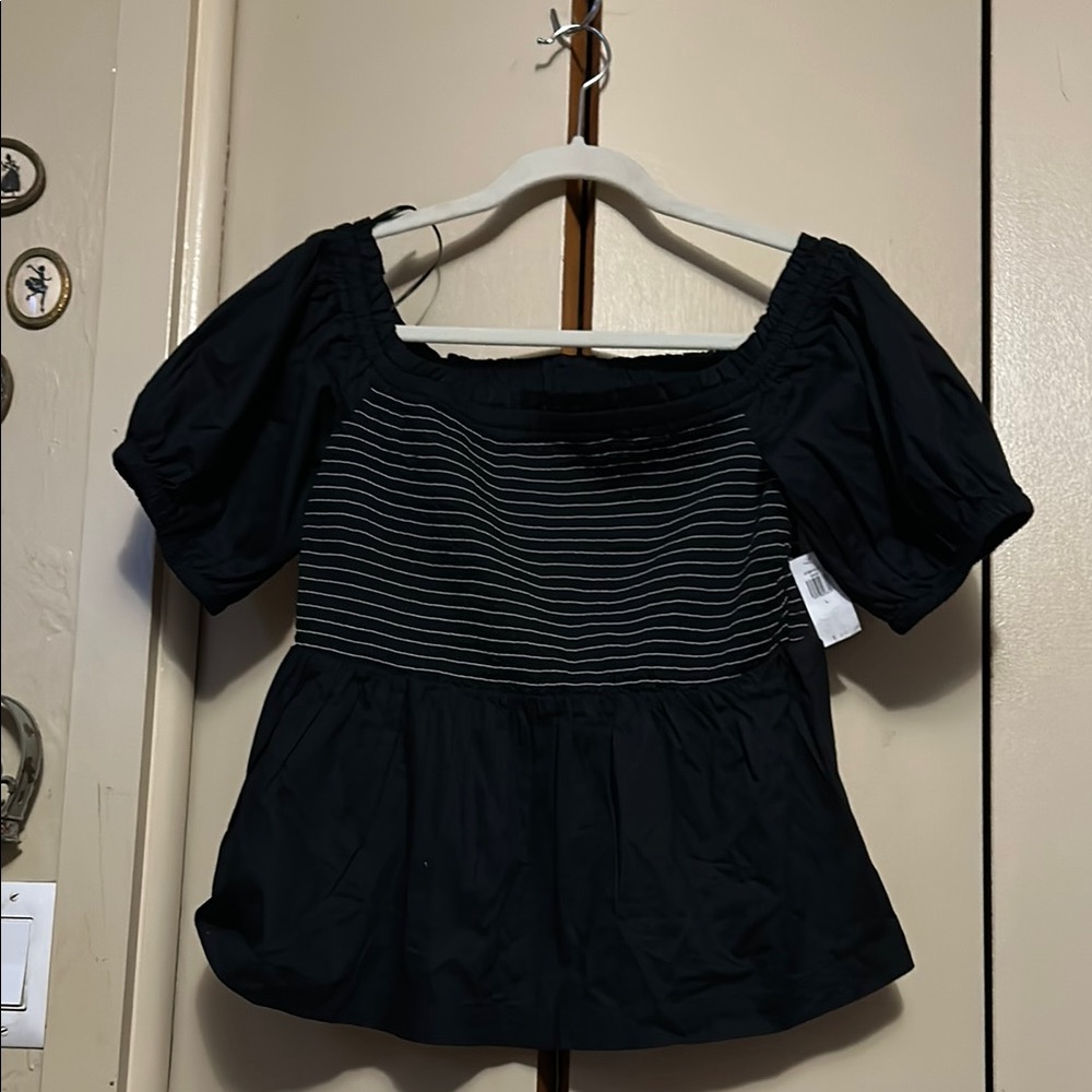 Black Puff Sleeve Top